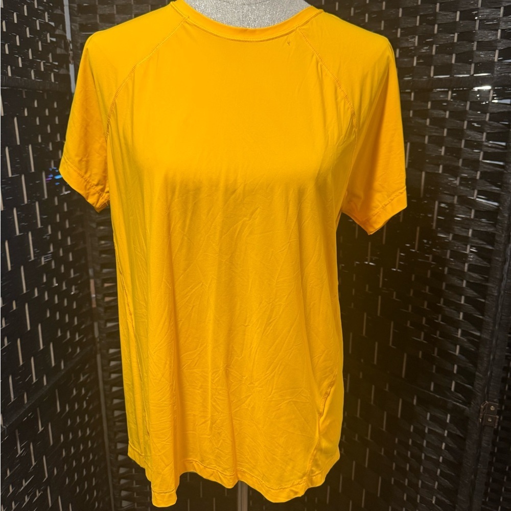 3/25🙂 Athleta goldenYellow women's workout Shirt Sz M